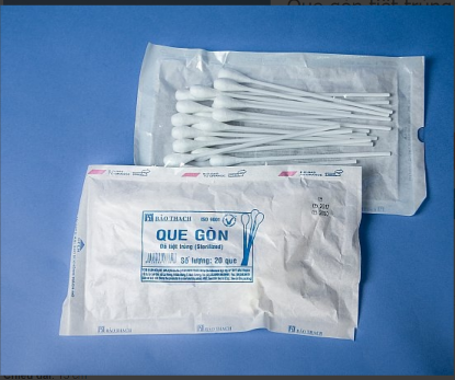 Ảnh của Que gòn 20 que - Que bông gòn tiệt trùng Bảo Thạch
